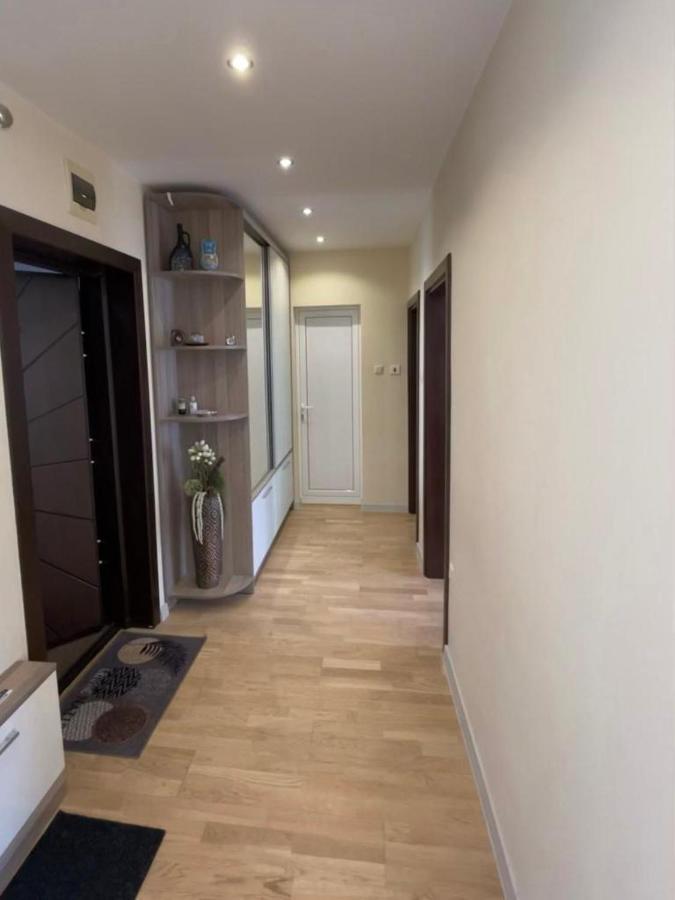 Apartment Luxury 2-bedroom Sofia